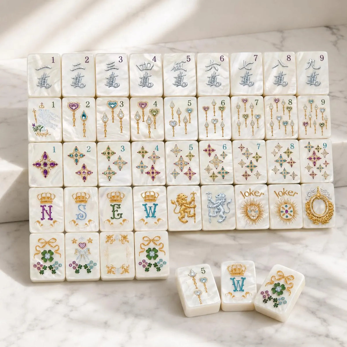 White Pearl Royal American Mahjong Set