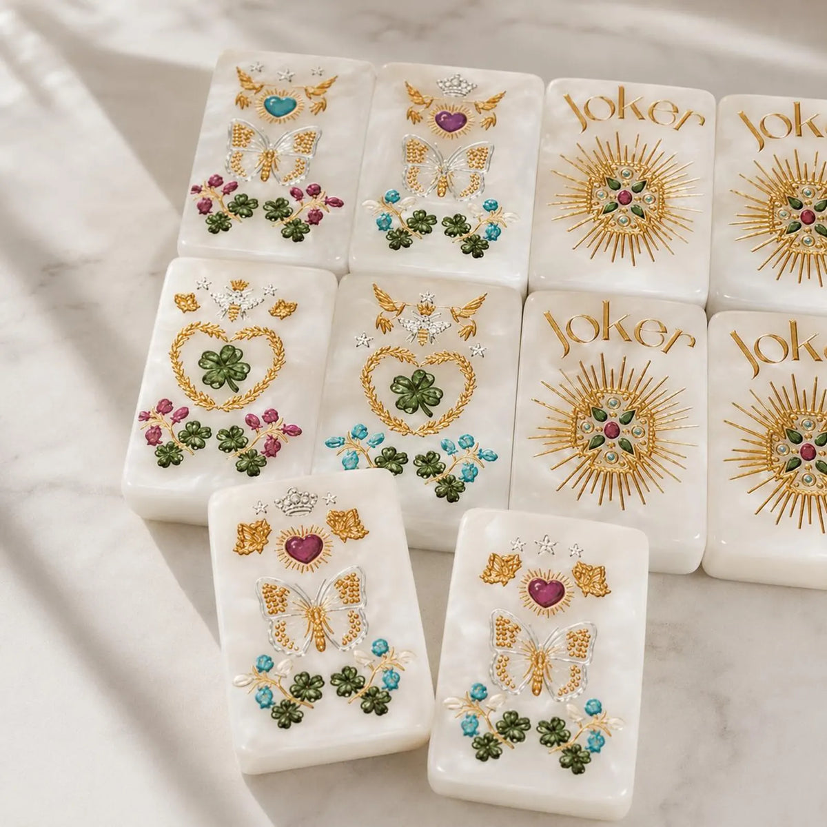 White Pearl Royal American Mahjong Set